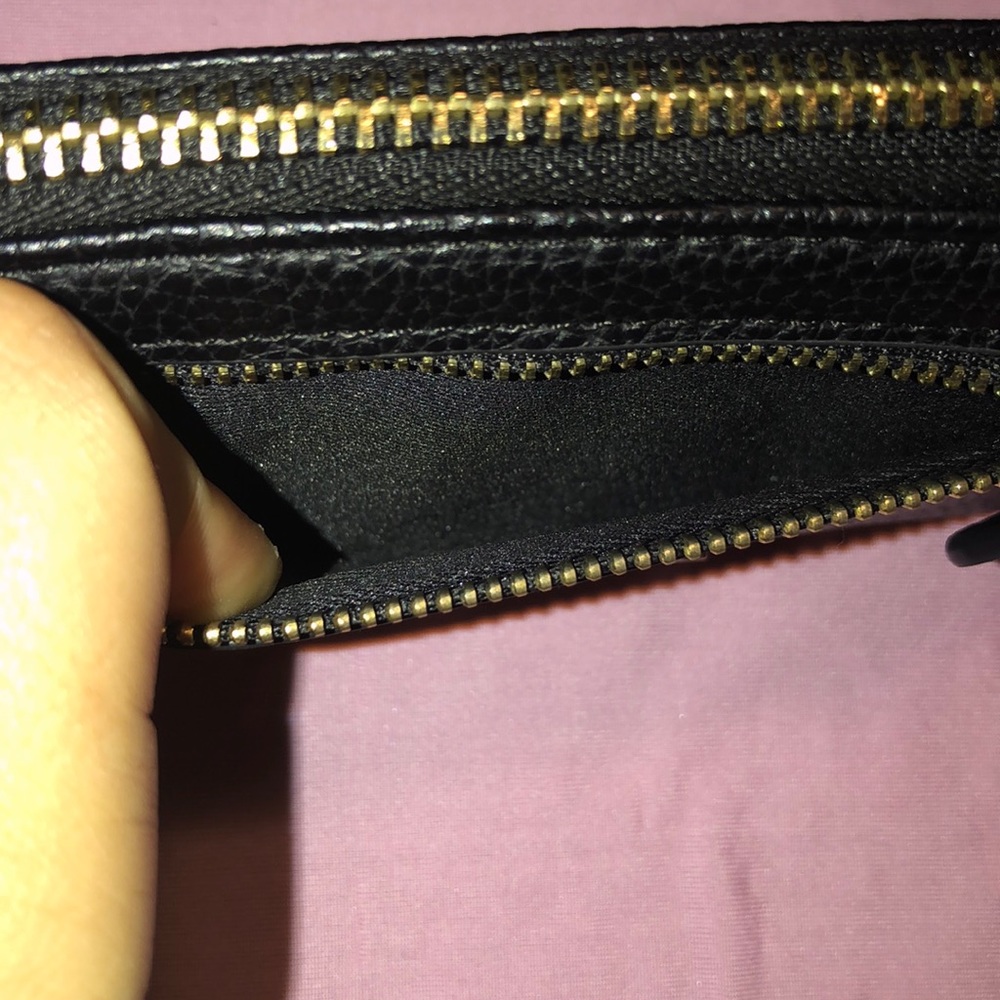 Guess Wallet - Picture 5 of 5